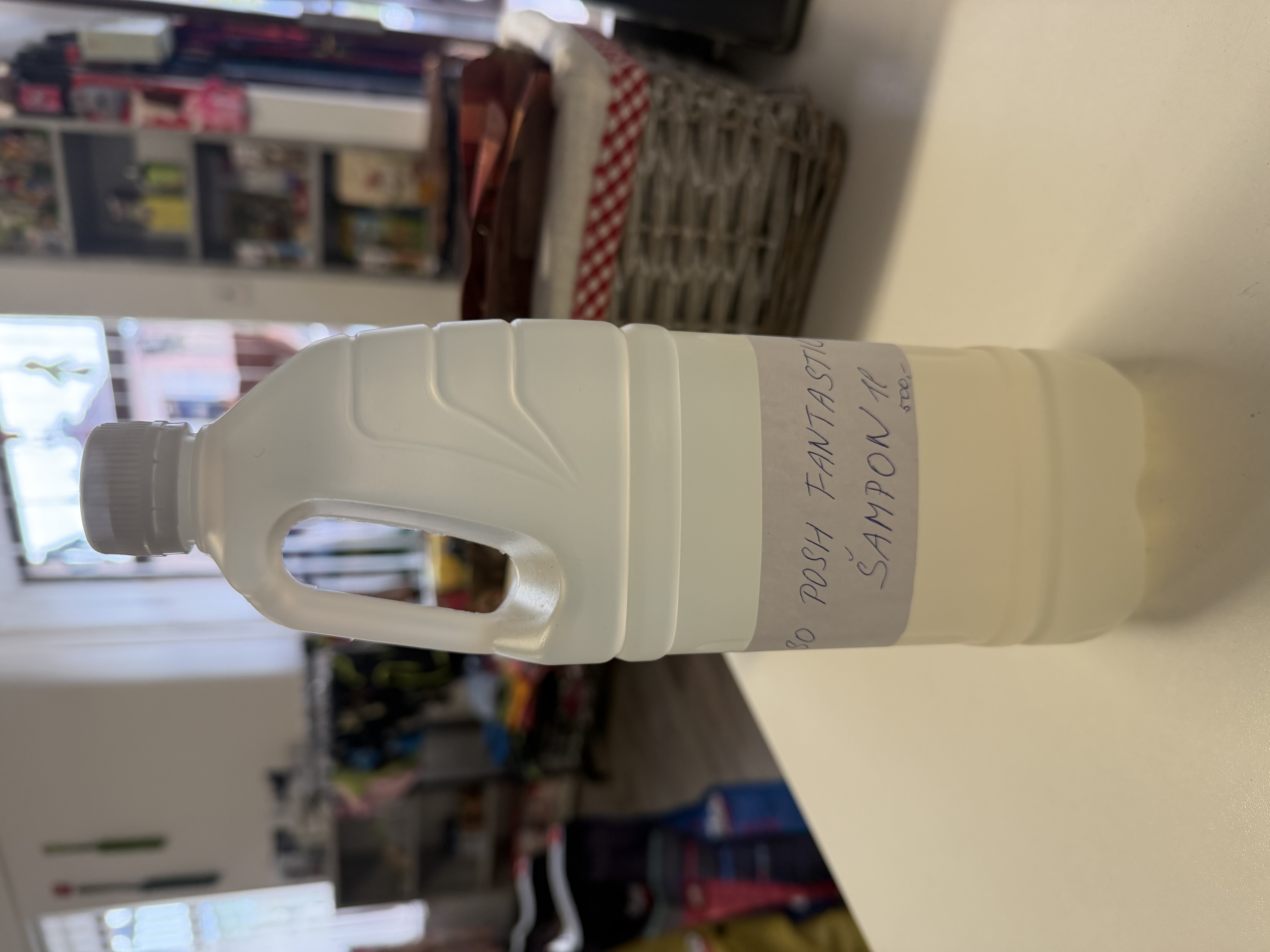 SO POSH Hluboce čistící šampon Fantastic 1l (rozlévaný z poškozeného kanystru, pouze do vyprodání)