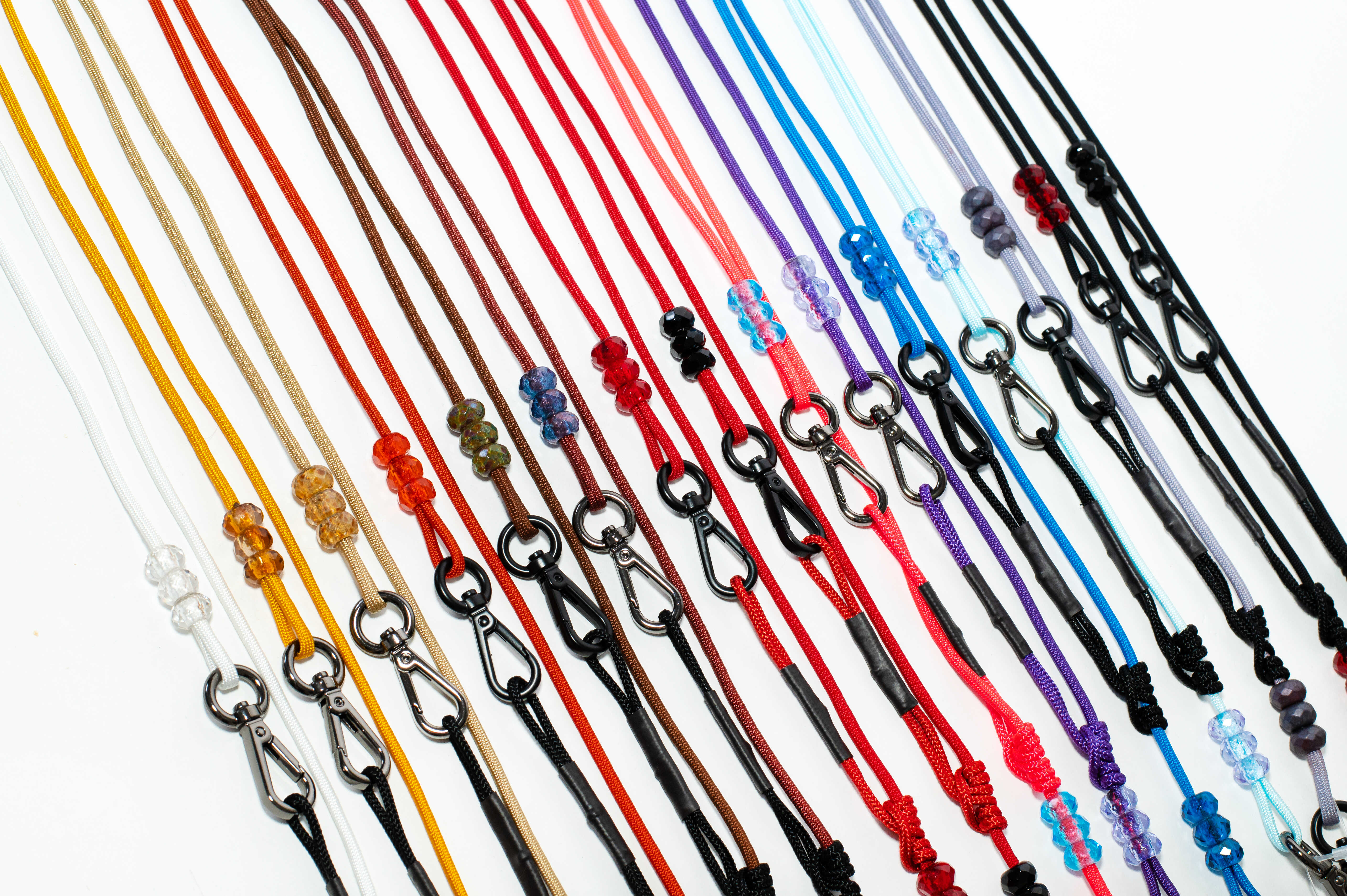 TAMER Lanové vodítko EASYLONG | Slim – FASHION | bílé s korálky 3m