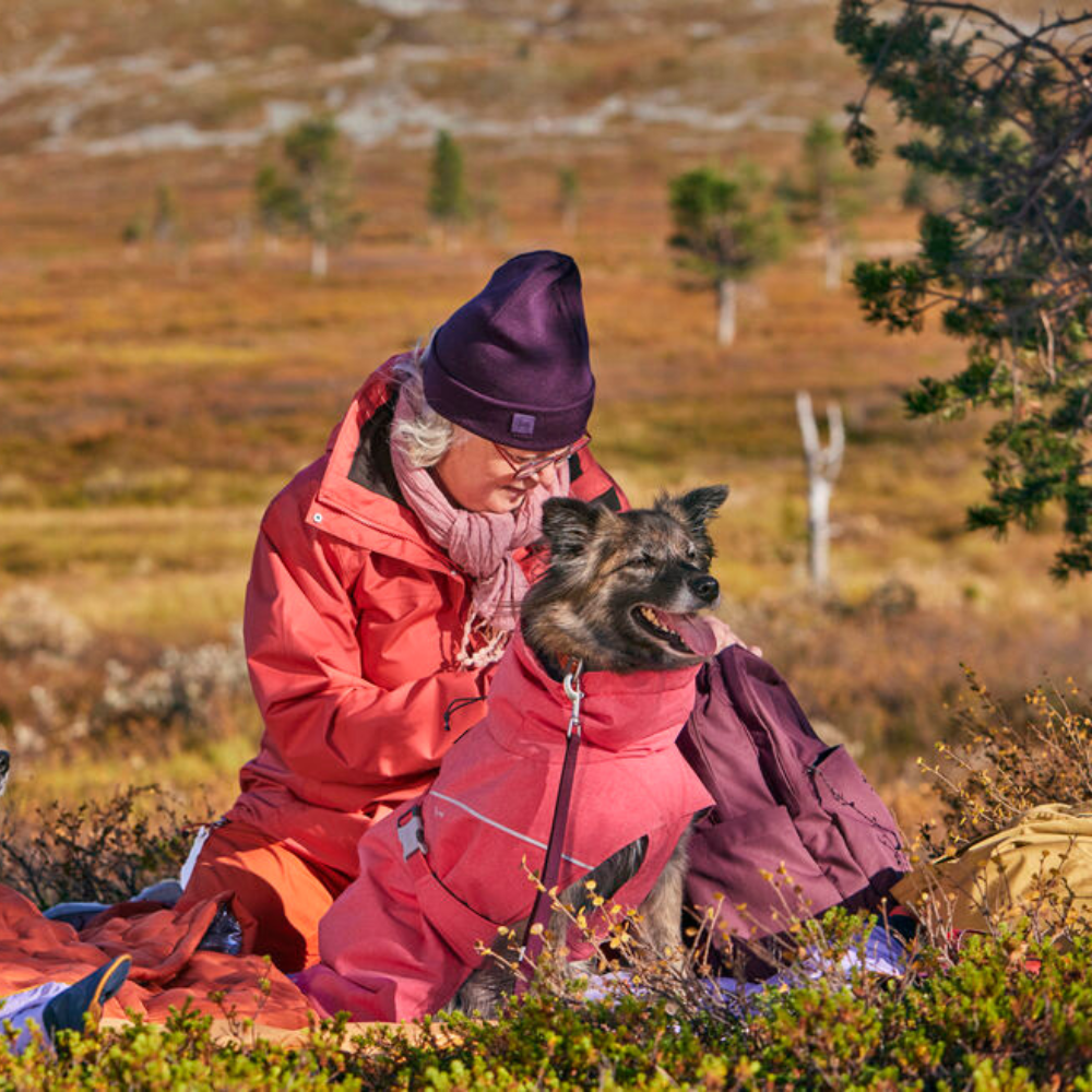 Hurtta Expedition Parka II 28 jahodová